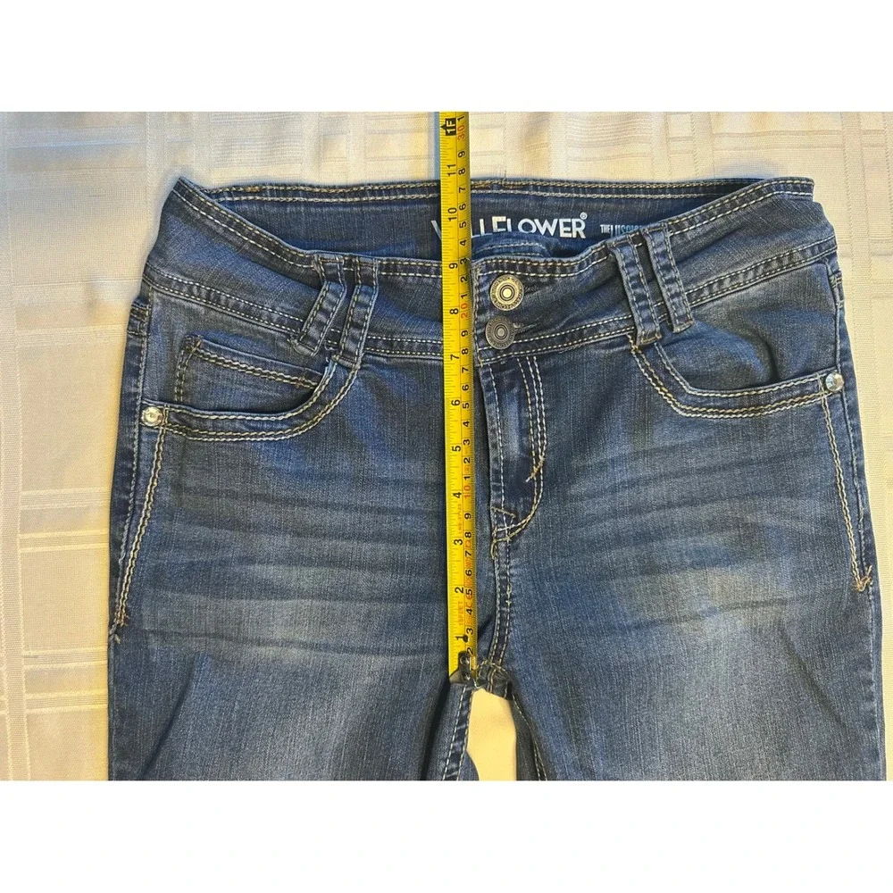 WallFlower Jeans Women 9 Blue Luscious Curvy Fit Bootcut WBM08234B Embroidered